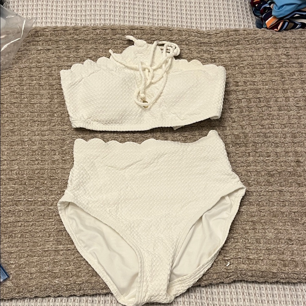 Kate Spade White Scalloped Swimwear